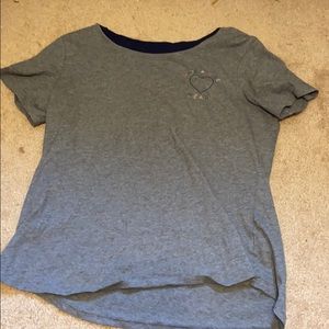 Old navy tee